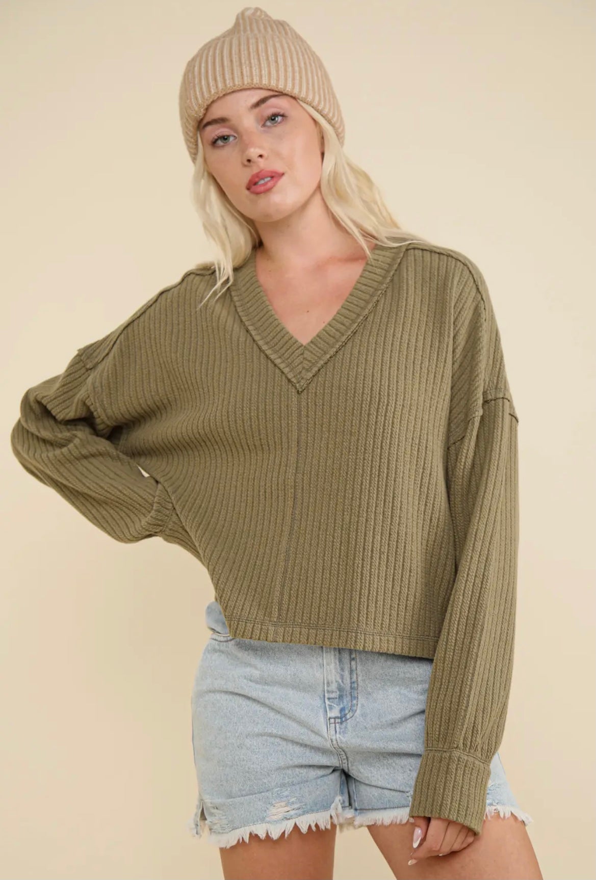 OLIVE CROPPED SWEATER